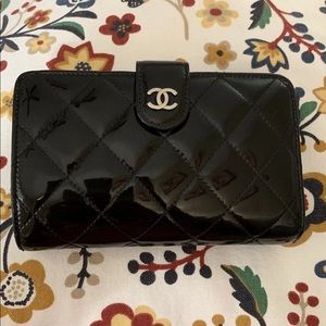 Chanel wallet